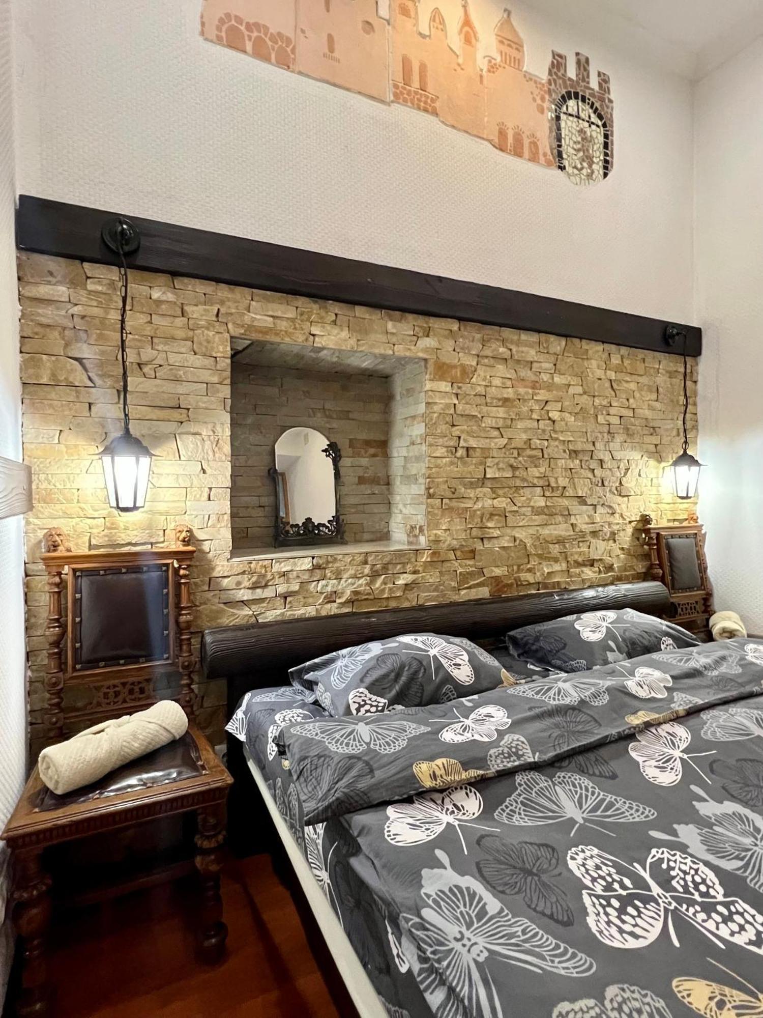 Old Lemberg Apartment Bagian luar foto